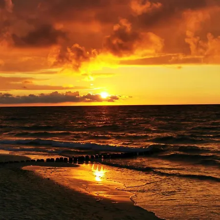 Apartment Gold B29 Let's Sea Baltic Park *