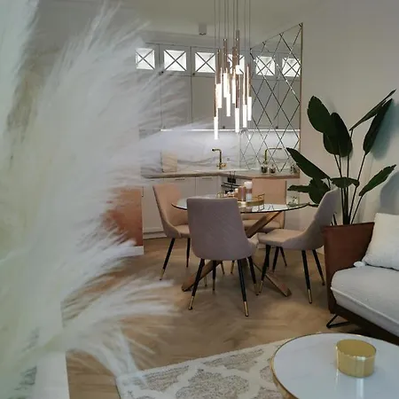 Gold B29 Let's Sea Baltic Park Apartment *